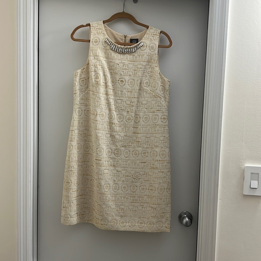 Clearance‼️ New Beige with Gold Vince Camuto Dress Size 10